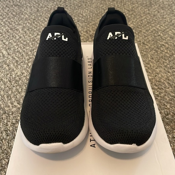 APL Techloom Bliss. Women’s Size 9. - Picture 2 of 5